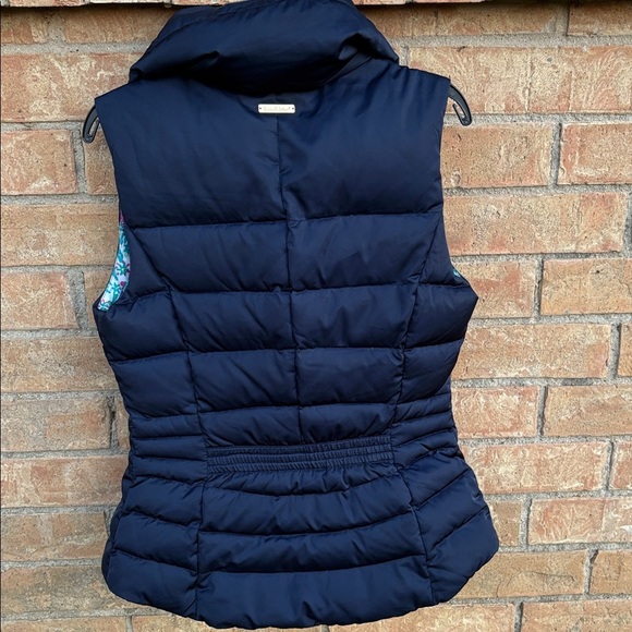 Lilly Pulitzer navy and Vibrant Tropical Print - Picture 7 of 9